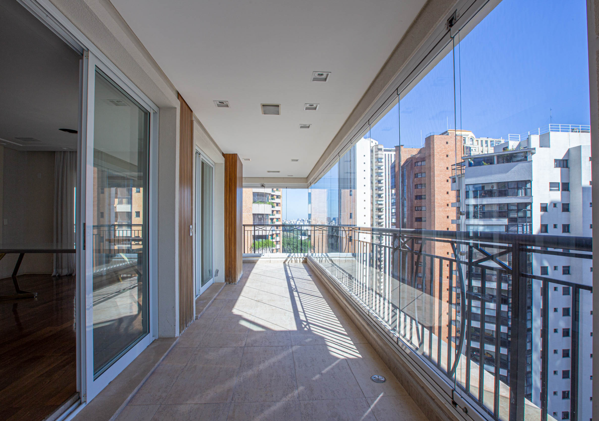 Edificio La Tour